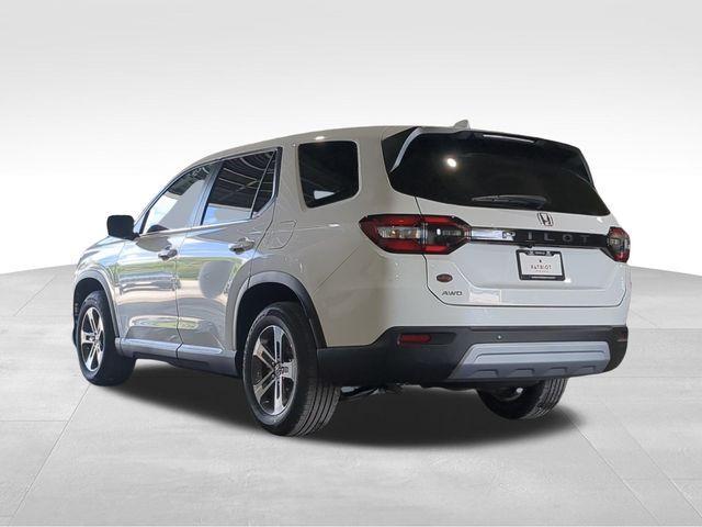 new 2025 Honda Pilot car, priced at $44,364
