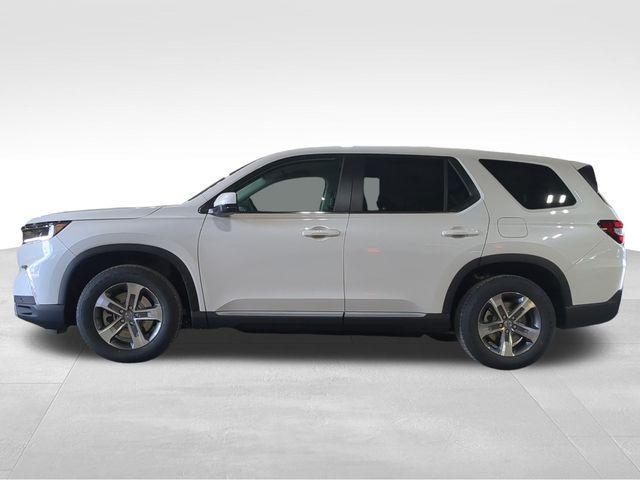 new 2025 Honda Pilot car, priced at $44,364