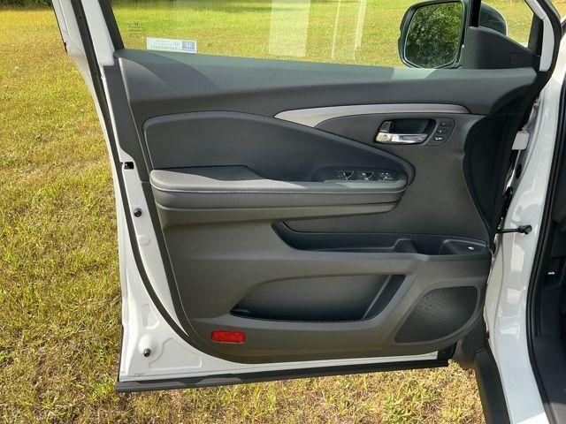 new 2026 Honda Ridgeline car, priced at $41,654