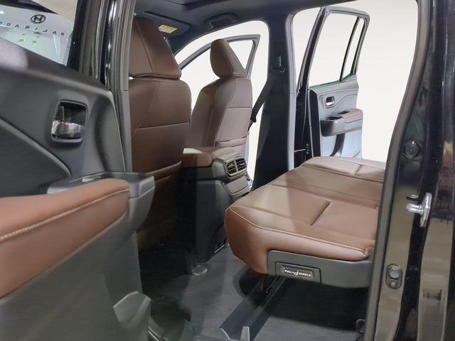 new 2025 Honda Ridgeline car, priced at $40,316