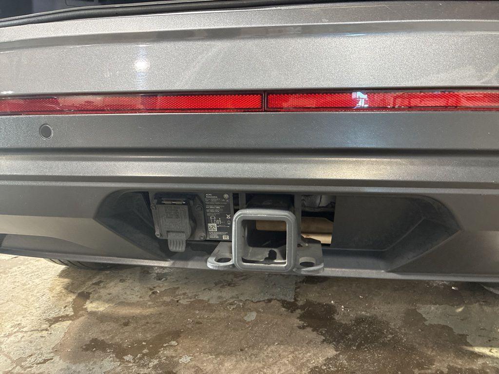 used 2024 Volkswagen Atlas car, priced at $27,997