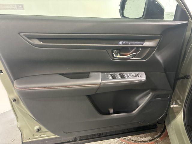 new 2026 Honda CR-V Hybrid car, priced at $38,660