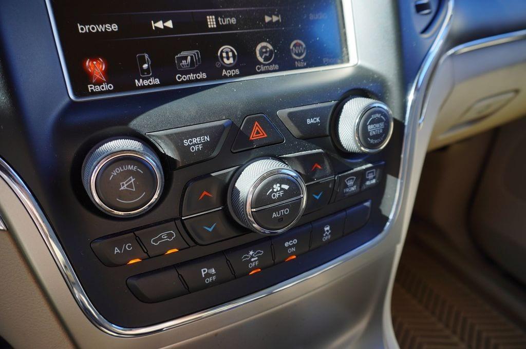 used 2014 Jeep Grand Cherokee car, priced at $13,220