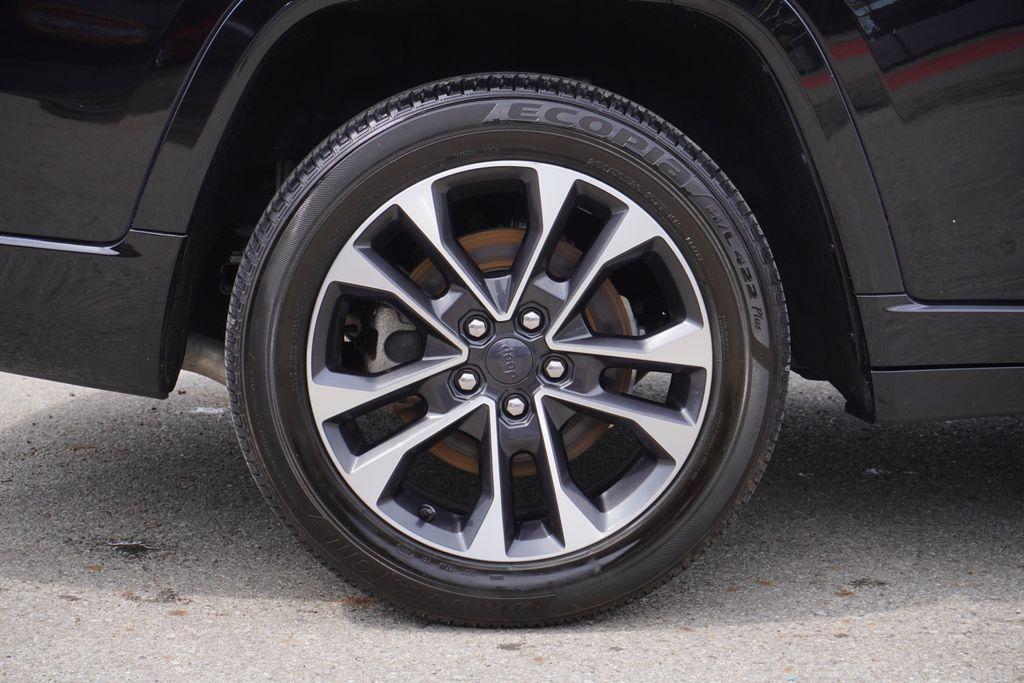 used 2021 Jeep Grand Cherokee L car, priced at $28,096
