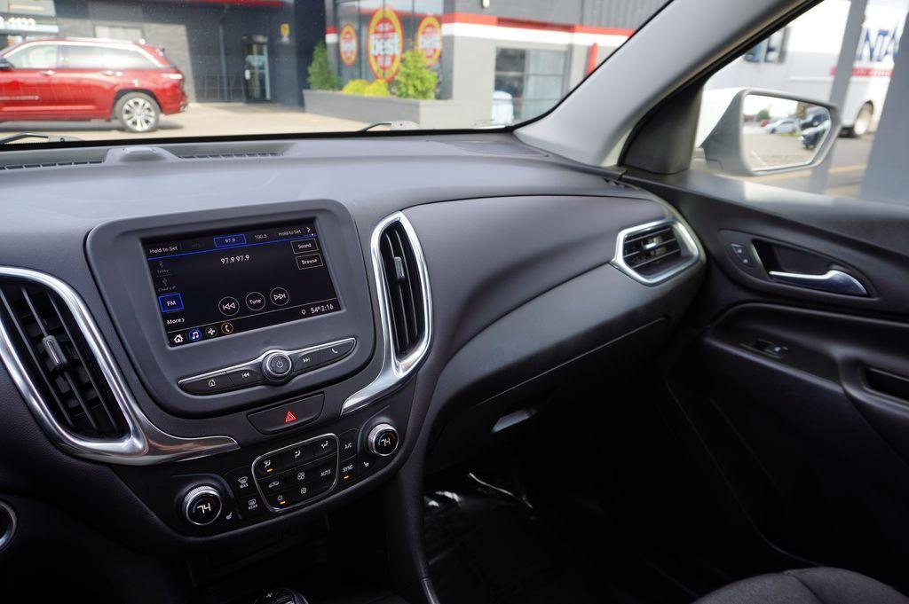 used 2021 Chevrolet Equinox car, priced at $14,991