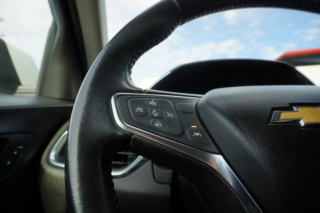 used 2021 Chevrolet Equinox car, priced at $14,991