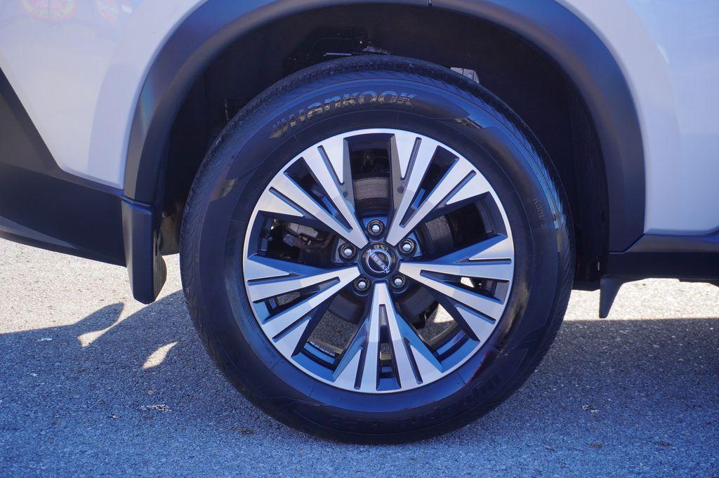 used 2023 Nissan Rogue car, priced at $23,736