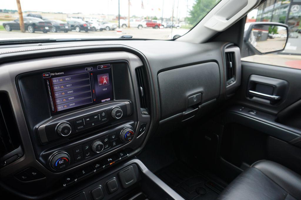 used 2014 GMC Sierra 1500 car, priced at $23,531
