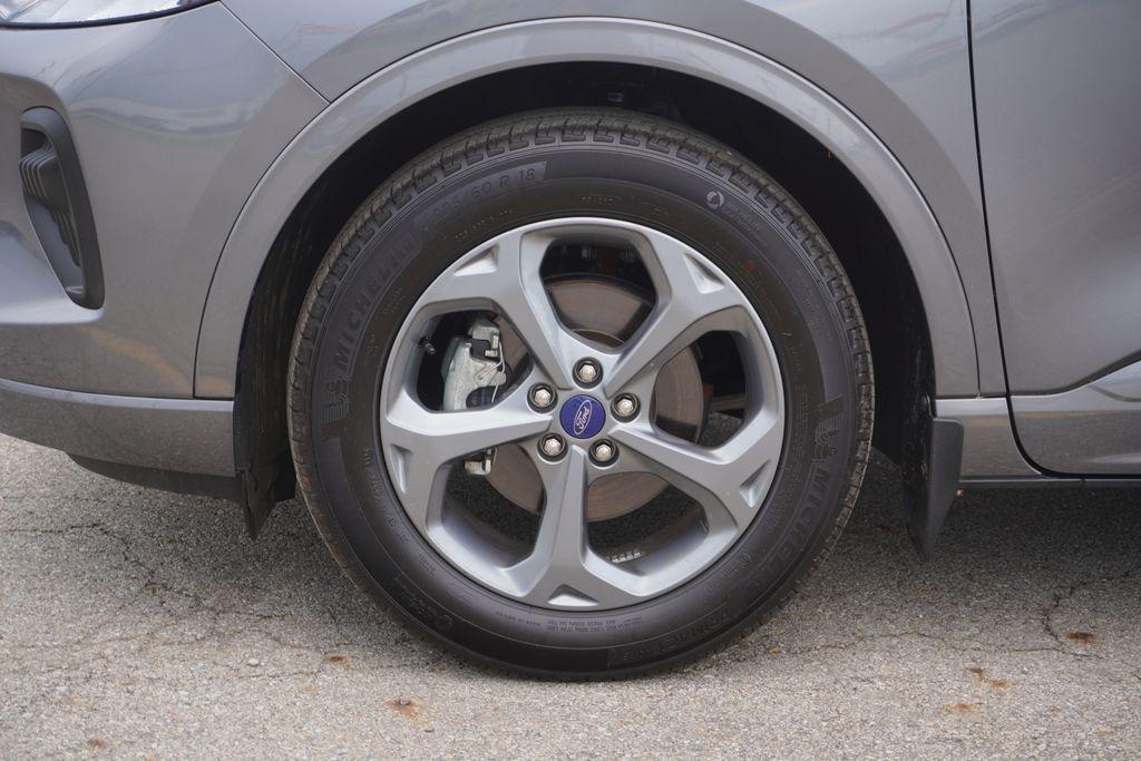 used 2023 Ford Escape car, priced at $26,287