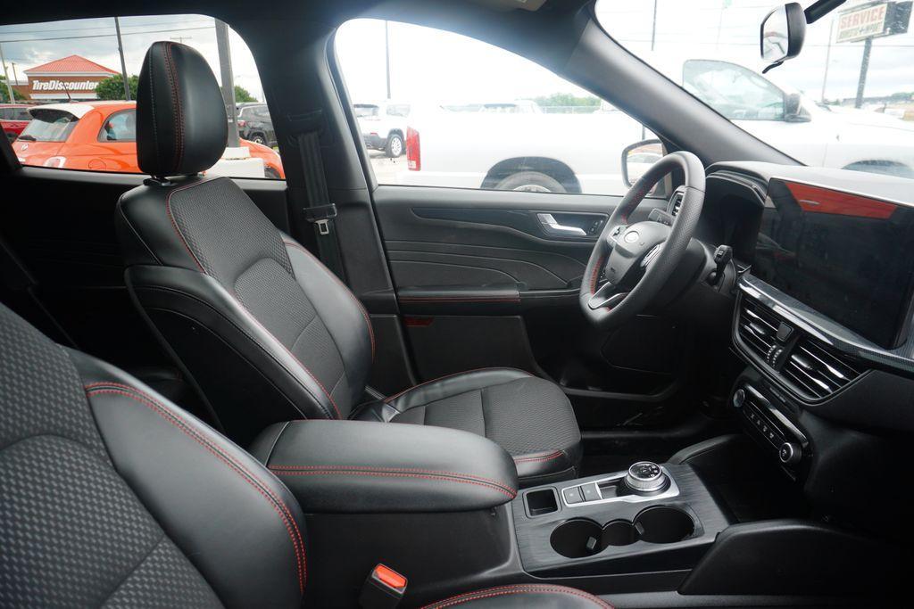 used 2023 Ford Escape car, priced at $26,287