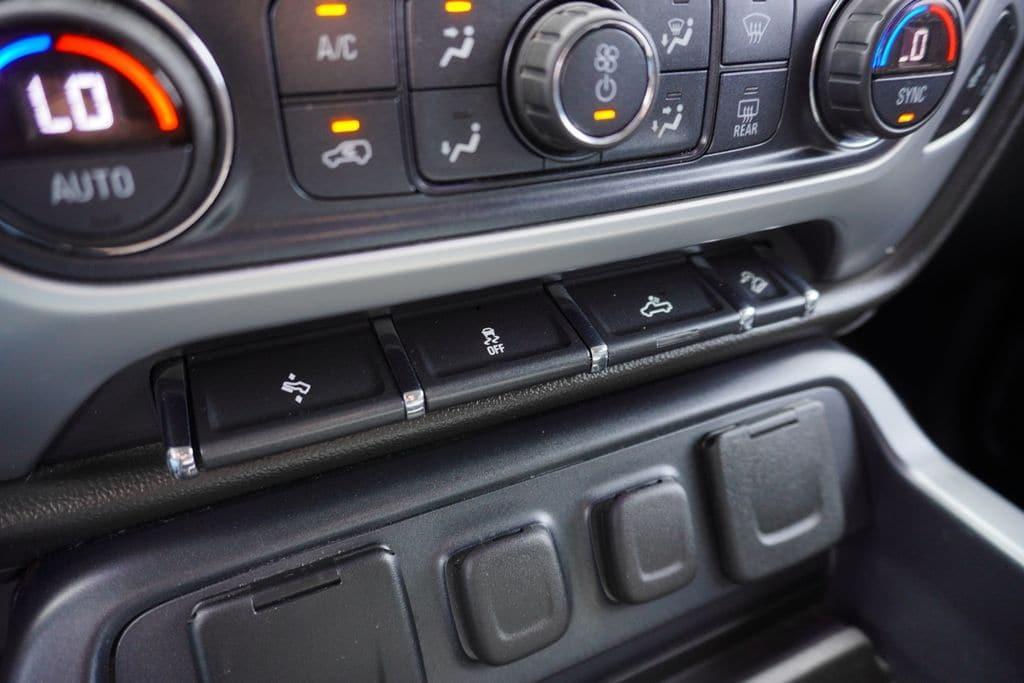 used 2017 GMC Sierra 1500 car, priced at $33,159