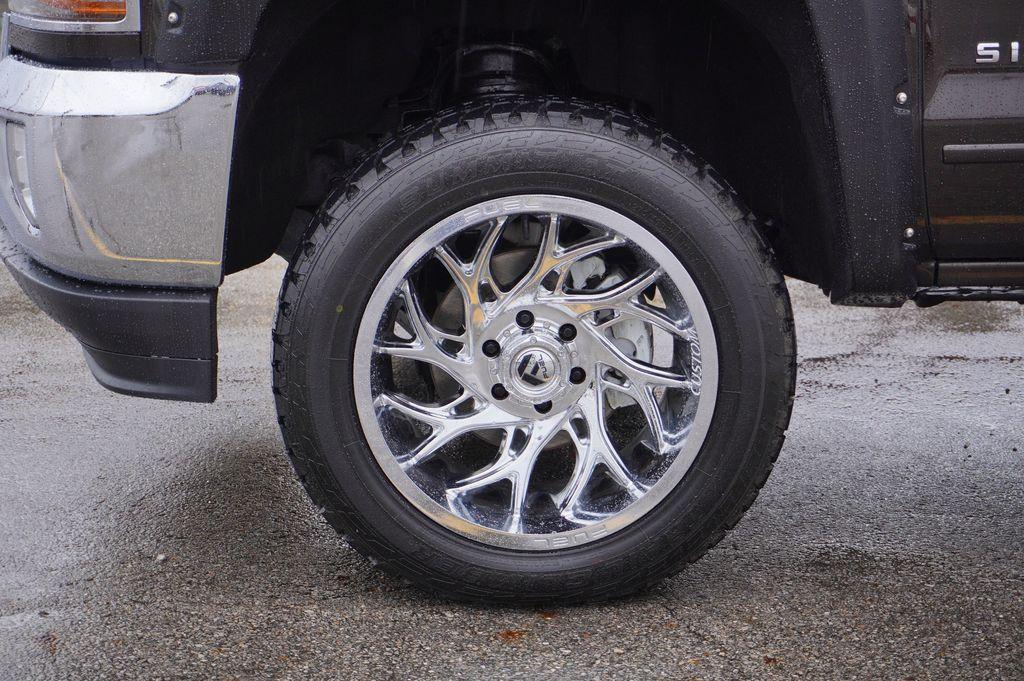 used 2018 Chevrolet Silverado 1500 car, priced at $24,709