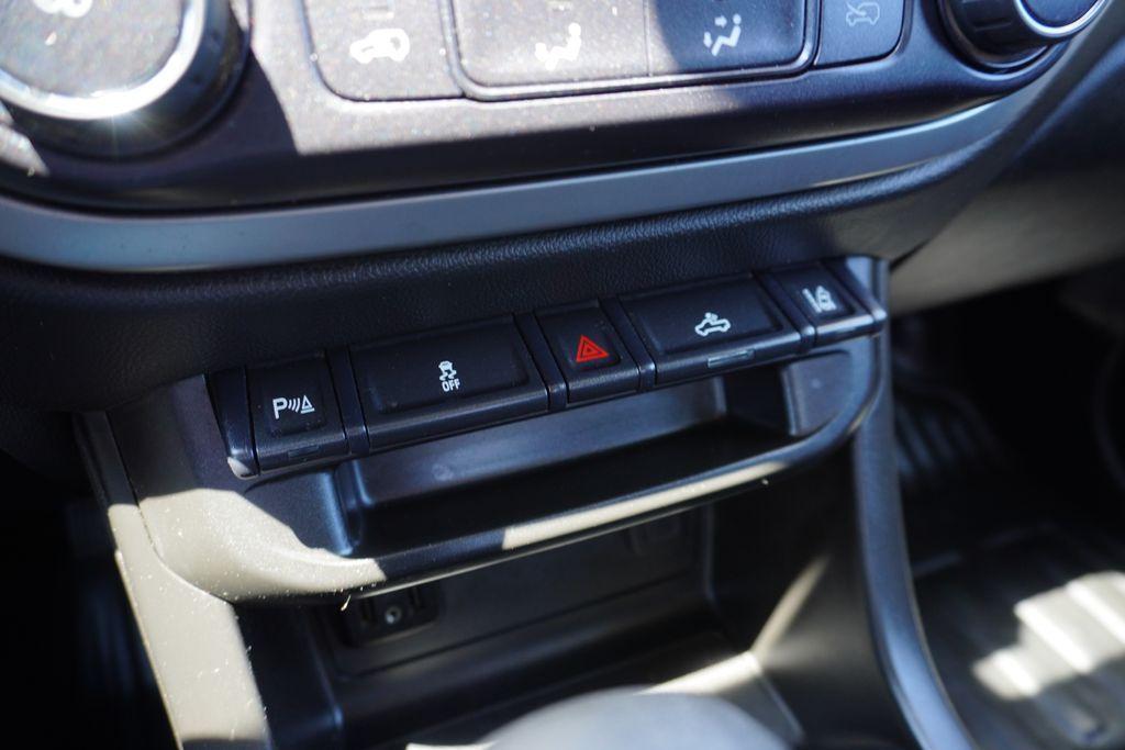 used 2022 Chevrolet Colorado car, priced at $21,070