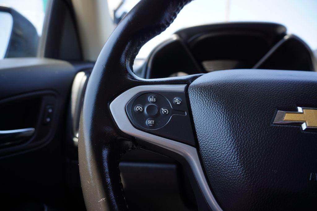 used 2022 Chevrolet Colorado car, priced at $21,070