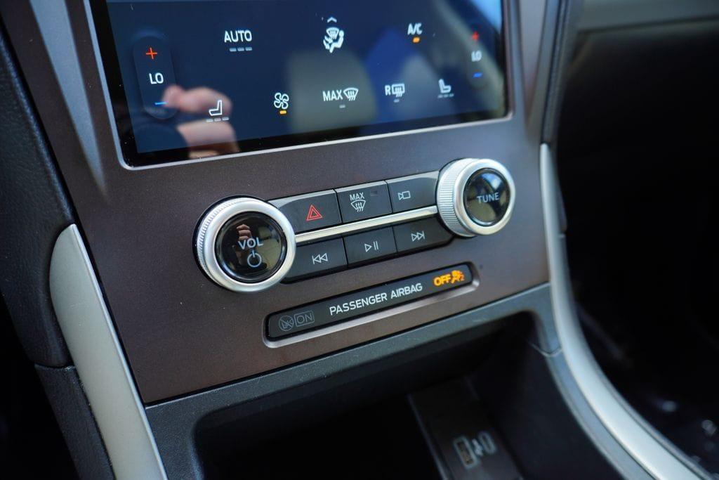 used 2021 Ford Edge car, priced at $20,375