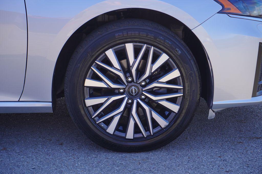 used 2023 Nissan Altima car, priced at $23,270