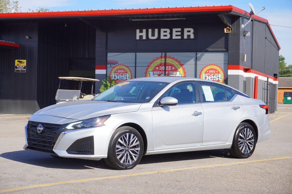 used 2023 Nissan Altima car, priced at $23,270