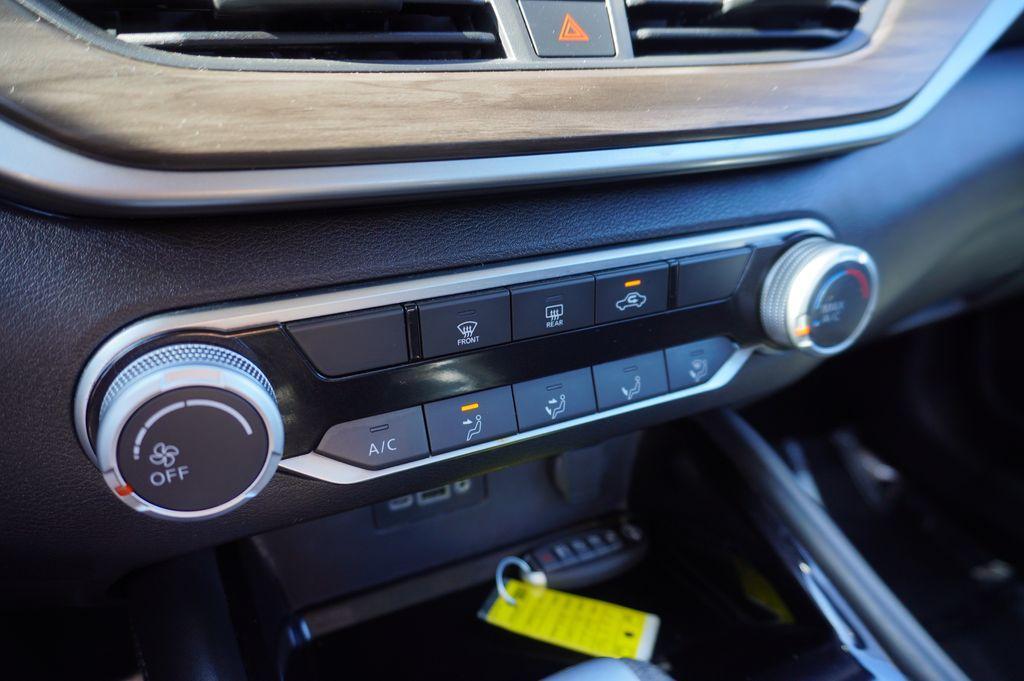 used 2023 Nissan Altima car, priced at $23,270