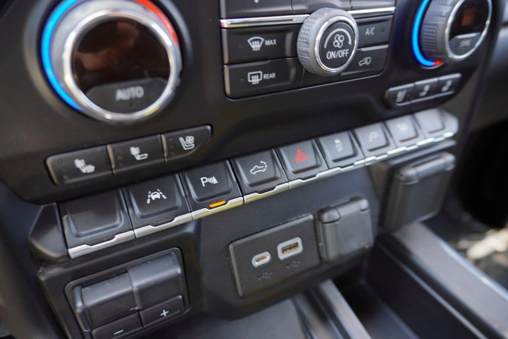 used 2022 Chevrolet Silverado 1500 Limited car, priced at $44,280