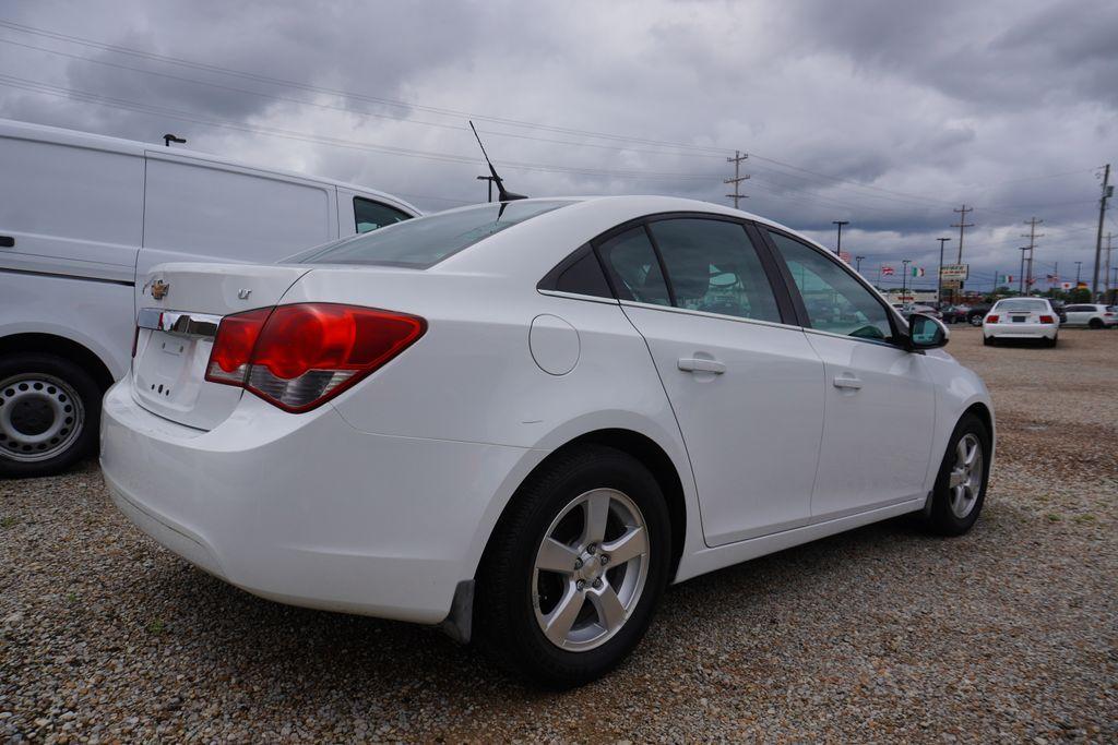 used 2014 Chevrolet Cruze car, priced at $9,900