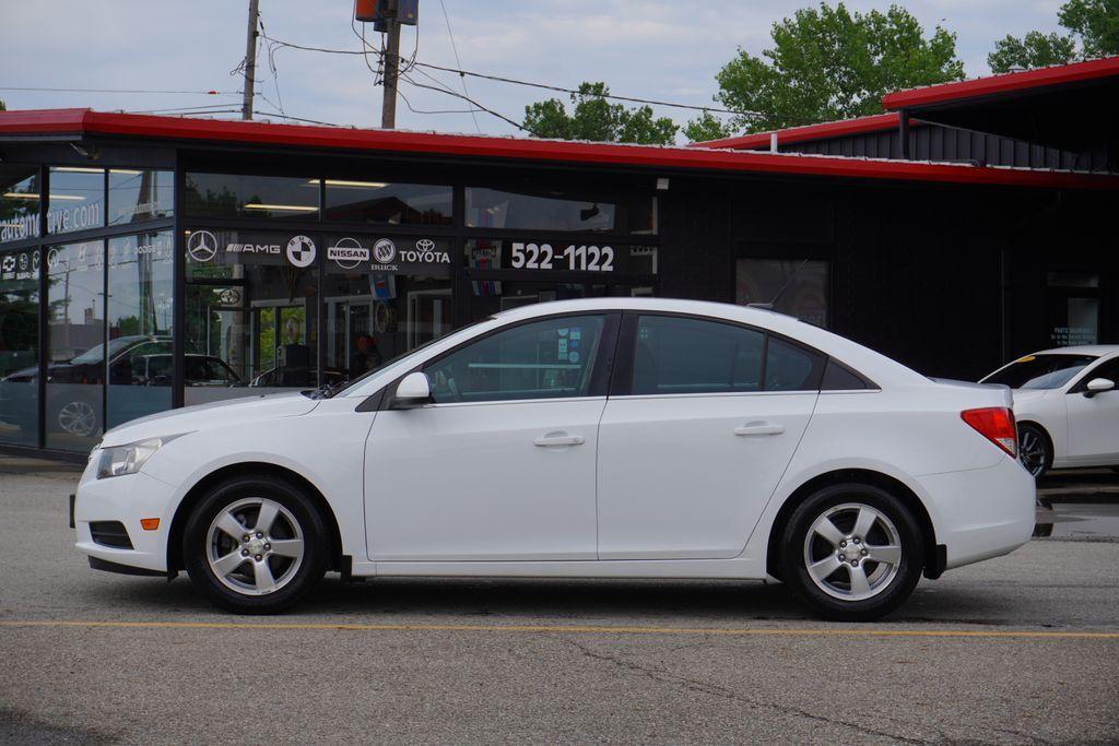 used 2014 Chevrolet Cruze car, priced at $9,900