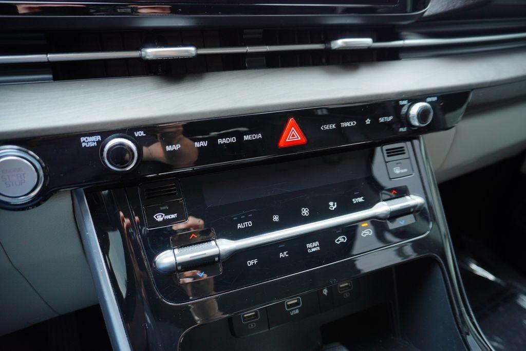 used 2023 Kia Carnival car, priced at $33,334