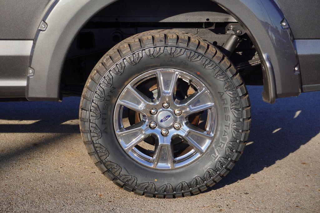 used 2015 Ford F-150 car, priced at $21,092