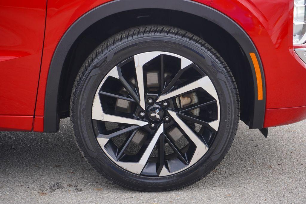 used 2023 Mitsubishi Outlander PHEV car, priced at $28,351