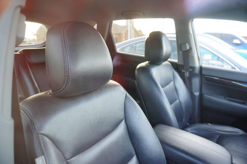 used 2013 Kia Sorento car, priced at $9,900