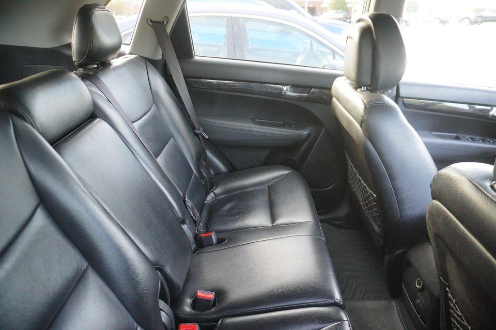 used 2013 Kia Sorento car, priced at $9,900