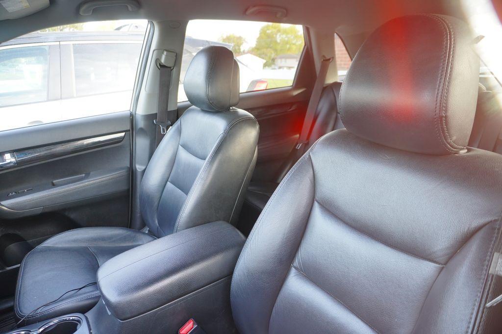 used 2013 Kia Sorento car, priced at $9,900