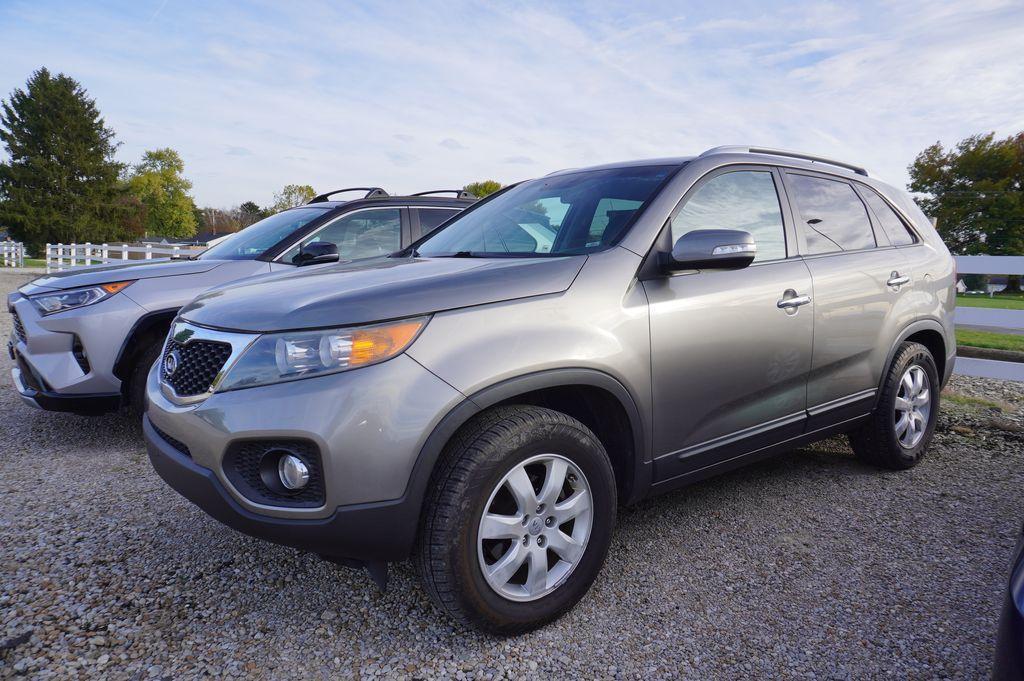 used 2013 Kia Sorento car, priced at $9,900