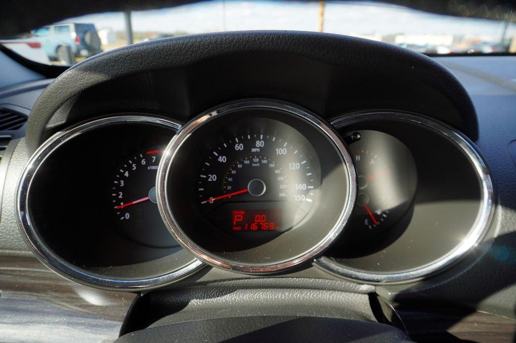 used 2013 Kia Sorento car, priced at $9,900