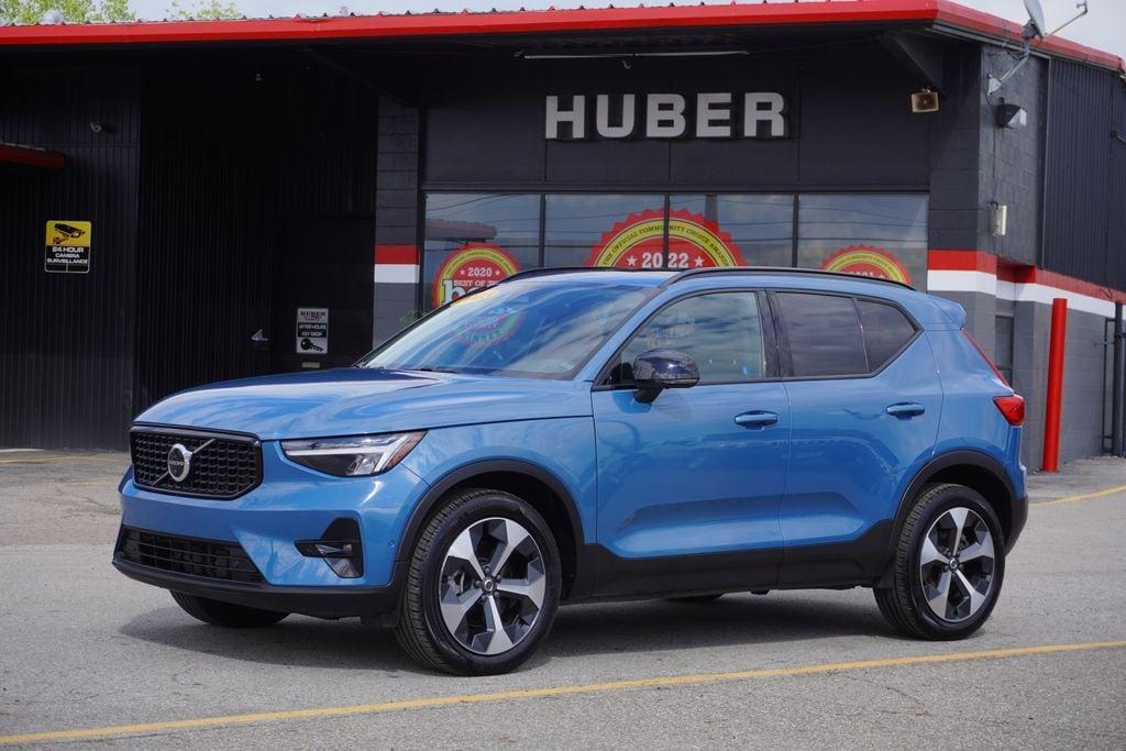 used 2023 Volvo XC40 car, priced at $28,698