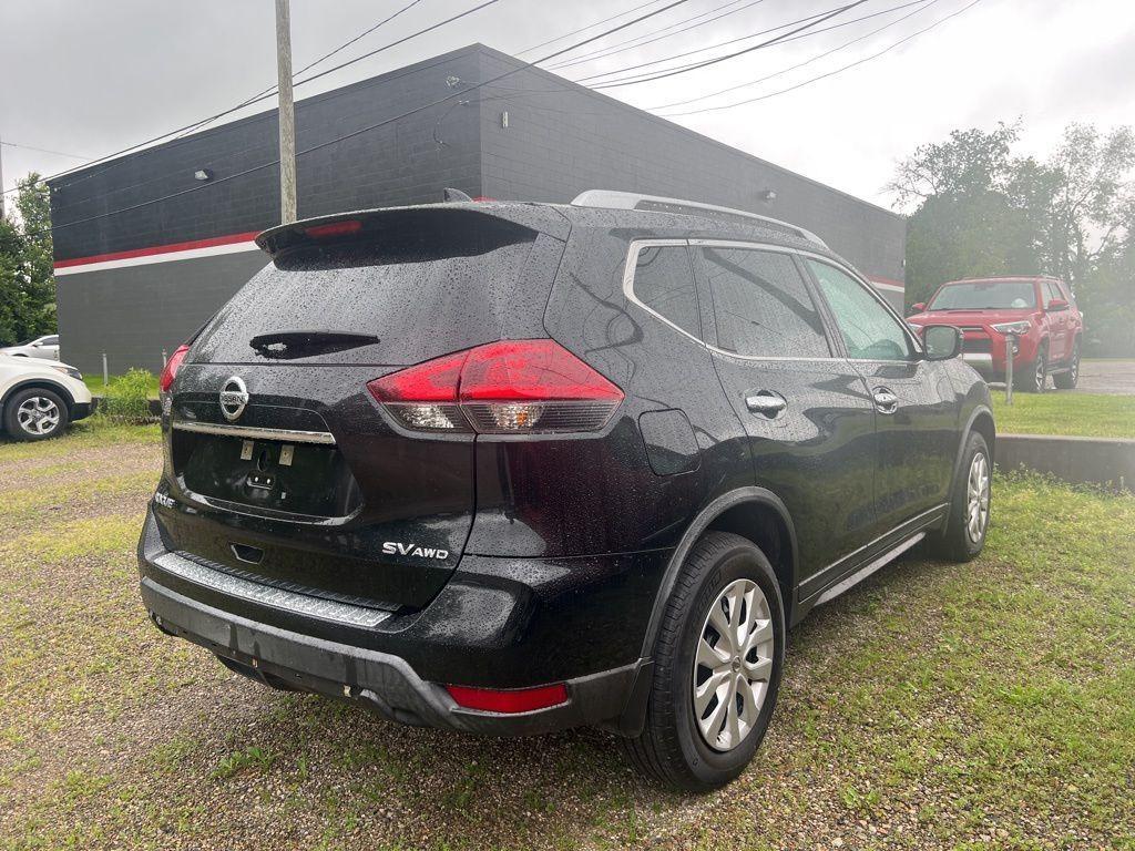 used 2018 Nissan Rogue car