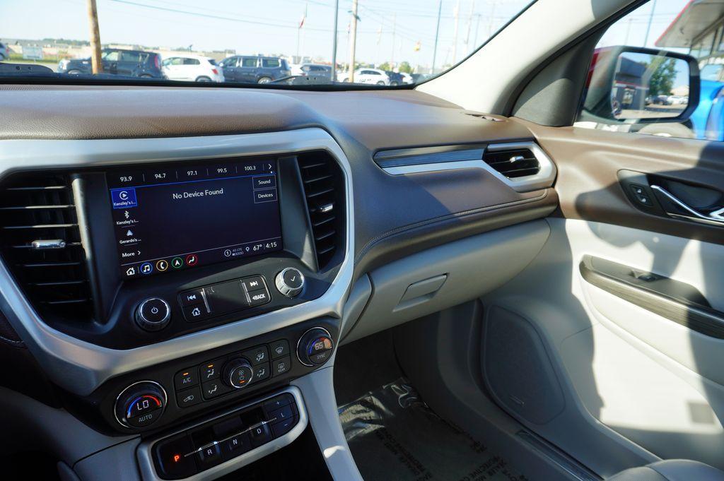 used 2023 GMC Acadia car, priced at $28,046