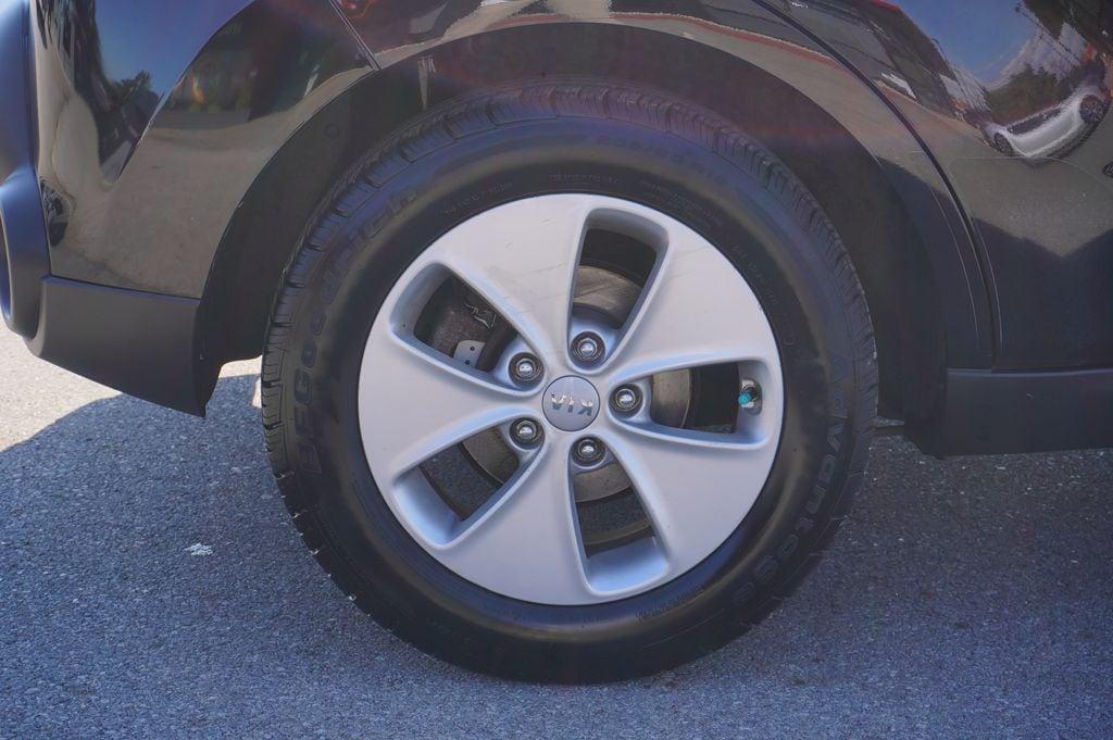 used 2016 Kia Soul car, priced at $10,051