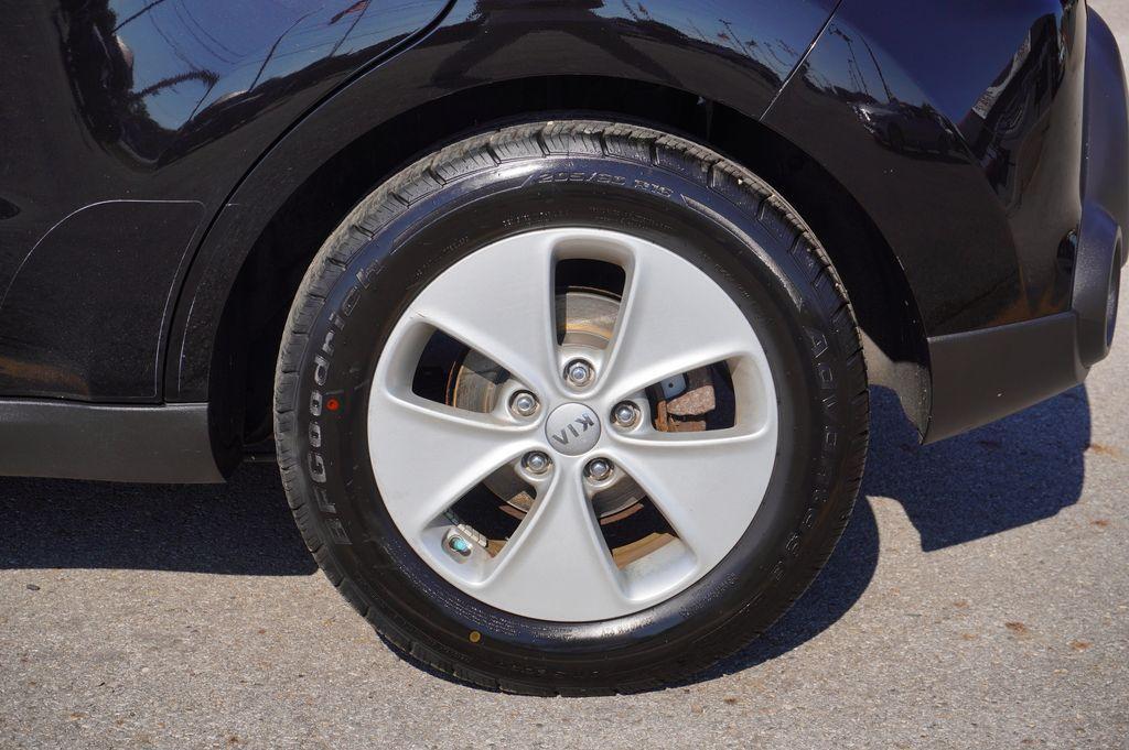 used 2016 Kia Soul car, priced at $10,051
