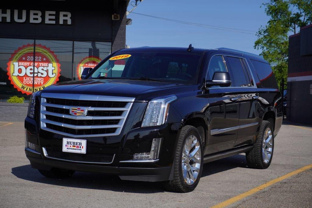 used 2019 Cadillac Escalade ESV car, priced at $35,513