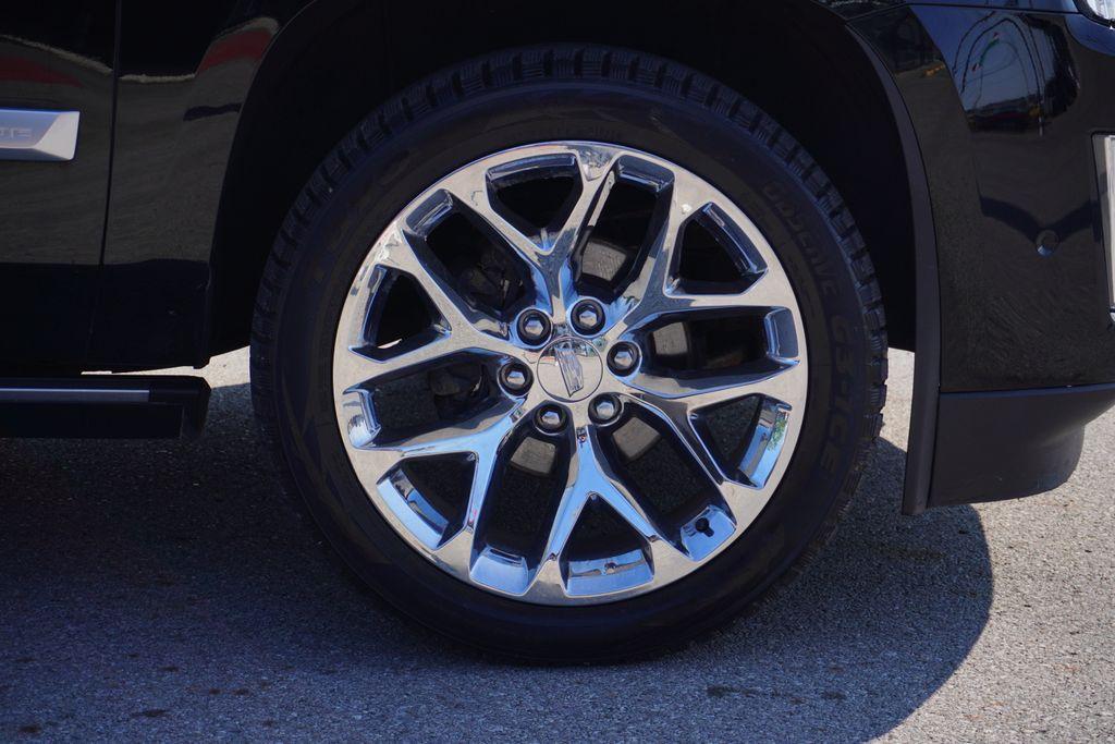 used 2019 Cadillac Escalade ESV car, priced at $35,513