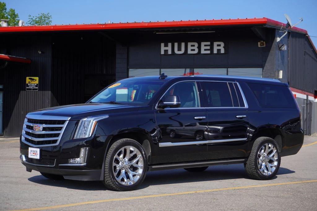 used 2019 Cadillac Escalade ESV car, priced at $35,513