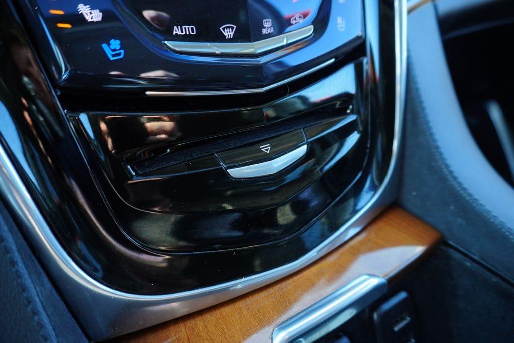 used 2019 Cadillac Escalade ESV car, priced at $35,513