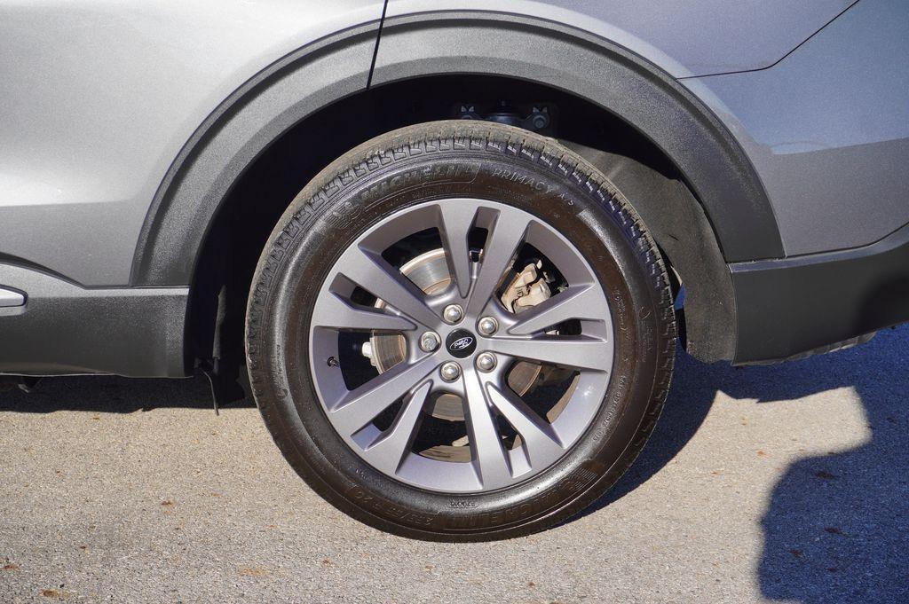 used 2023 Ford Explorer car, priced at $34,148