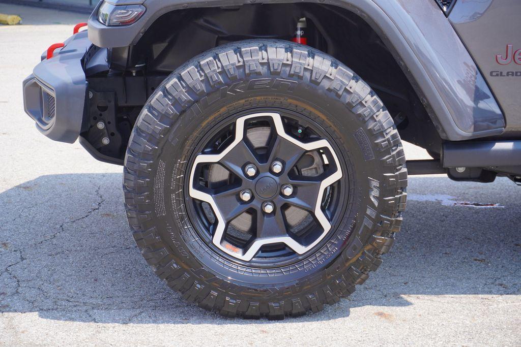 used 2020 Jeep Gladiator car, priced at $33,843