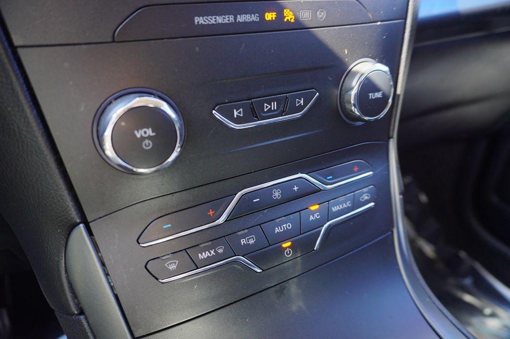 used 2020 Ford Edge car, priced at $17,088