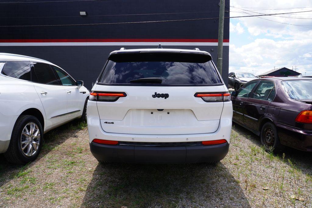 used 2024 Jeep Grand Cherokee L car, priced at $33,348