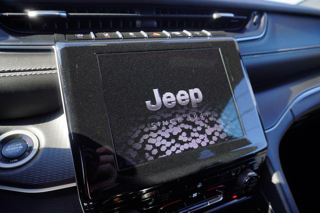 used 2024 Jeep Grand Cherokee L car, priced at $28,789