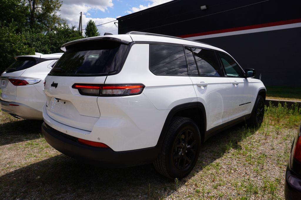 used 2024 Jeep Grand Cherokee L car, priced at $33,348