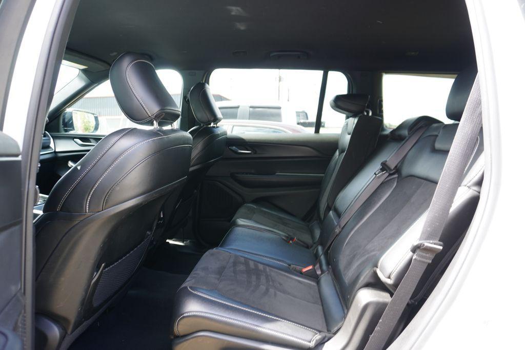used 2024 Jeep Grand Cherokee L car, priced at $33,348