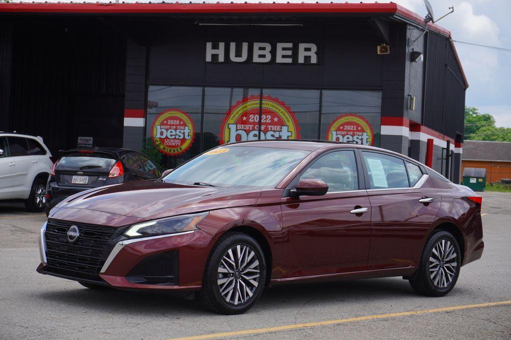 used 2023 Nissan Altima car, priced at $19,882